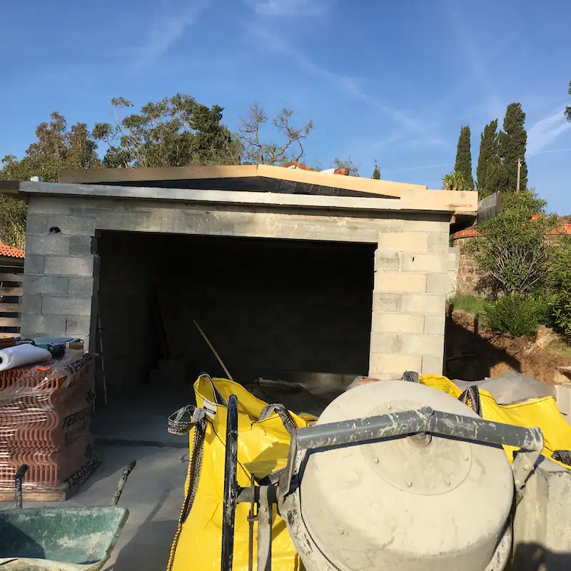 Réalisation gros oeuvre  d'un garage dans le Var