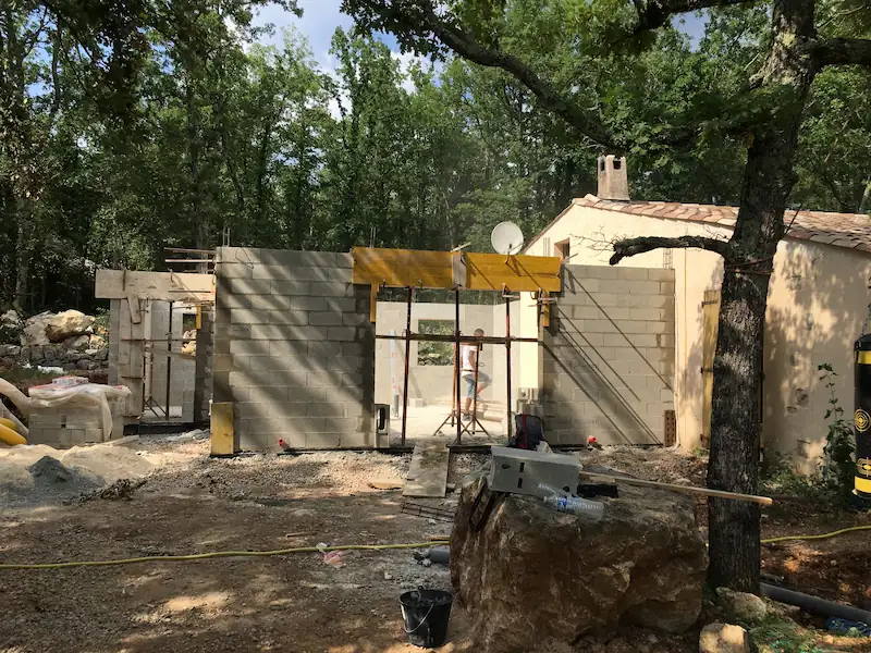 réalisation d'un agrandissement de villa dans le Var