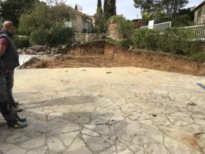 Réalisation d'une construction garage maçonné indépendant sur villa individuelle Var