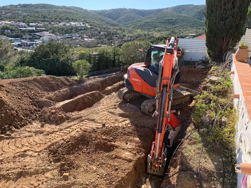 Terrassement longrine fondations et drainage